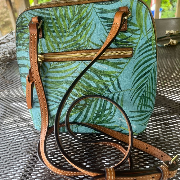 Dooney &Bourke CrossBody coated cotton print - Picture 1 of 10